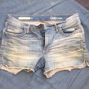 Gap authentic summer short size 28